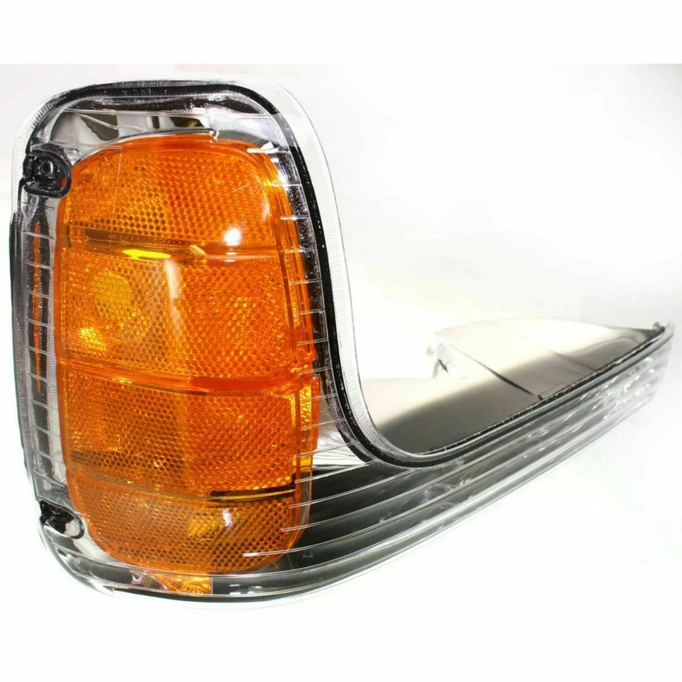 New Right Side Park Lamp Lens and Housing Fits GMC Yukon GM2521183 - Image 2 of 3