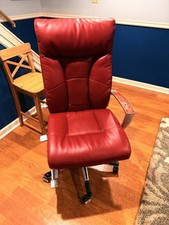 JaHaunts Used Chair - In Videos - Rare - JAHAUNTS DRAWN ON