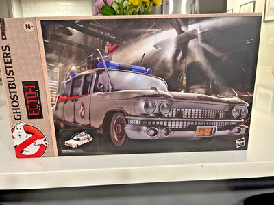 ghostbusters ecto 1 plasma series