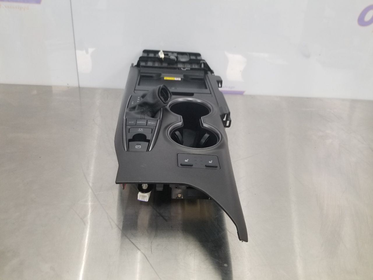 23 2023 TOYOTA CAMRY XSE FRONT CENTER FLOOR CONSOLE FINISH PANEL ONLY 