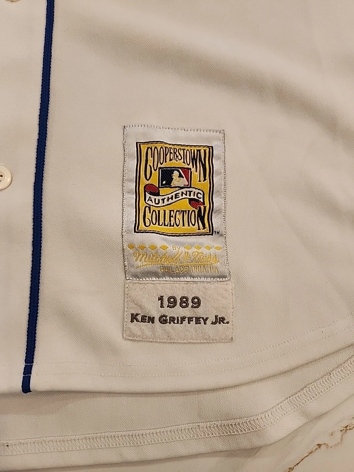  Ken Griffey Jr. Seattle Mariners Mitchell & Ness MLB Size 60 Jersey  - Image 4 of 4