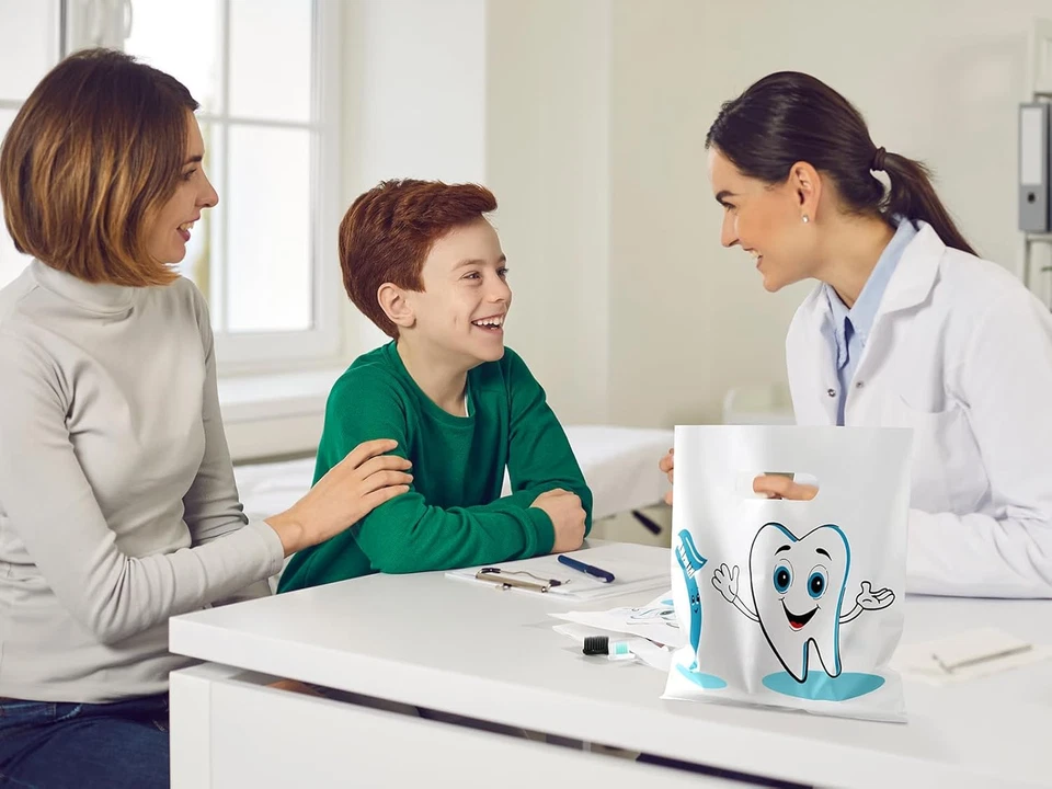 100 Bolsas Dentales, 9 X 8 Pulgadas, para Atención al Paciente y Clínicas, Paquete de 100 Foto 4 de 4