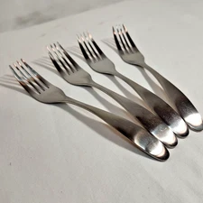 Royal Doulton Set of 4 Gordon Ramsey Salad Forks Stainless 18/10 Flatware 7.35in