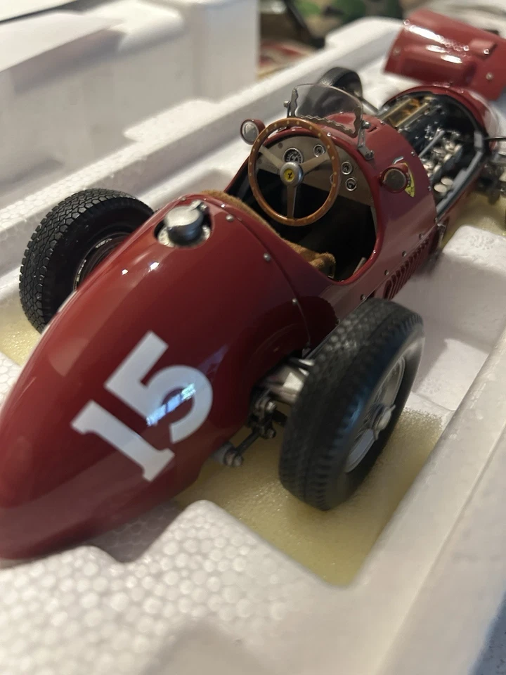 Ferrari 500 F2 Éxito 1/18NEW!!! - Immagine 3 di 4
