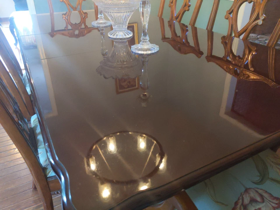 Lacquer Cherry Dining Table - No chairs - Image 2 of 4