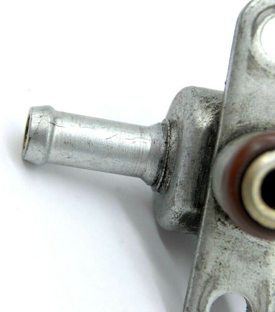Volvo 850 V40 Kraftstoffdruckregler Fuel Pressure Regulator NOS Old ...