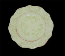 4 Pale Yellow & Celery Green Fern Print Scalloped Border Thick Salad Plates NEW