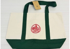 Trader Joe  s Classic Large Green Canvas Tote Bag   NEW   Holiday Limited Edition