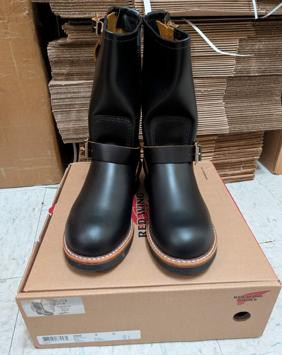 Red Wing Heritage Men's 2966 Engineer Boots Black Klondike Leather