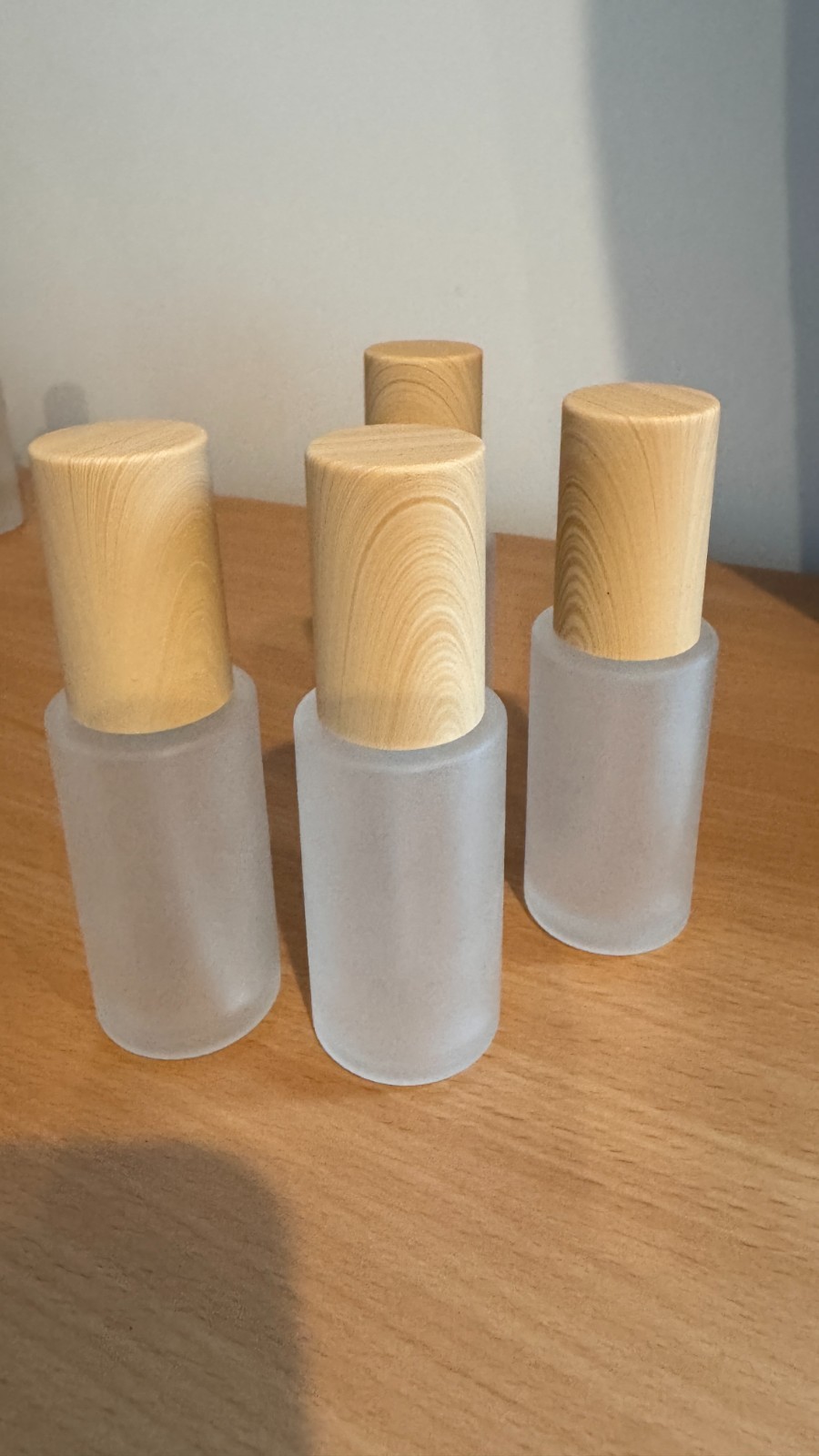 4 Pcs Serum Bottles with Pump Skin Care Dispenser Lotion Liquid 50 mL