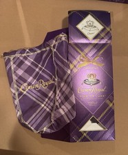 Crown Royal Fine De Luxe Limited Edition Holiday Bag and Box