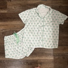 Women  s Shorts And Top Pajama Set White And Green Bows Size Large