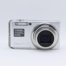 Ricoh Caplio Series Caplio R7 Silver 7.1X Optical Zoom 8MP Digital Camera Only