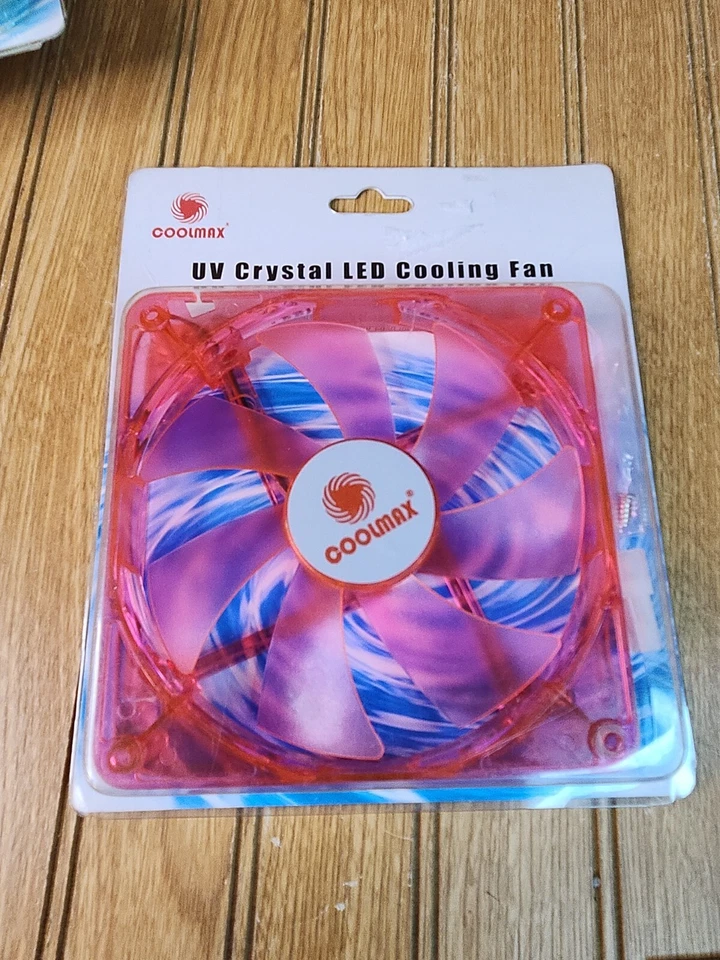 LED Cooling Fan  140mm UV Crystal 64.95 CFM 140x140x25 mm 12V Choose Color - Image 3 of 3
