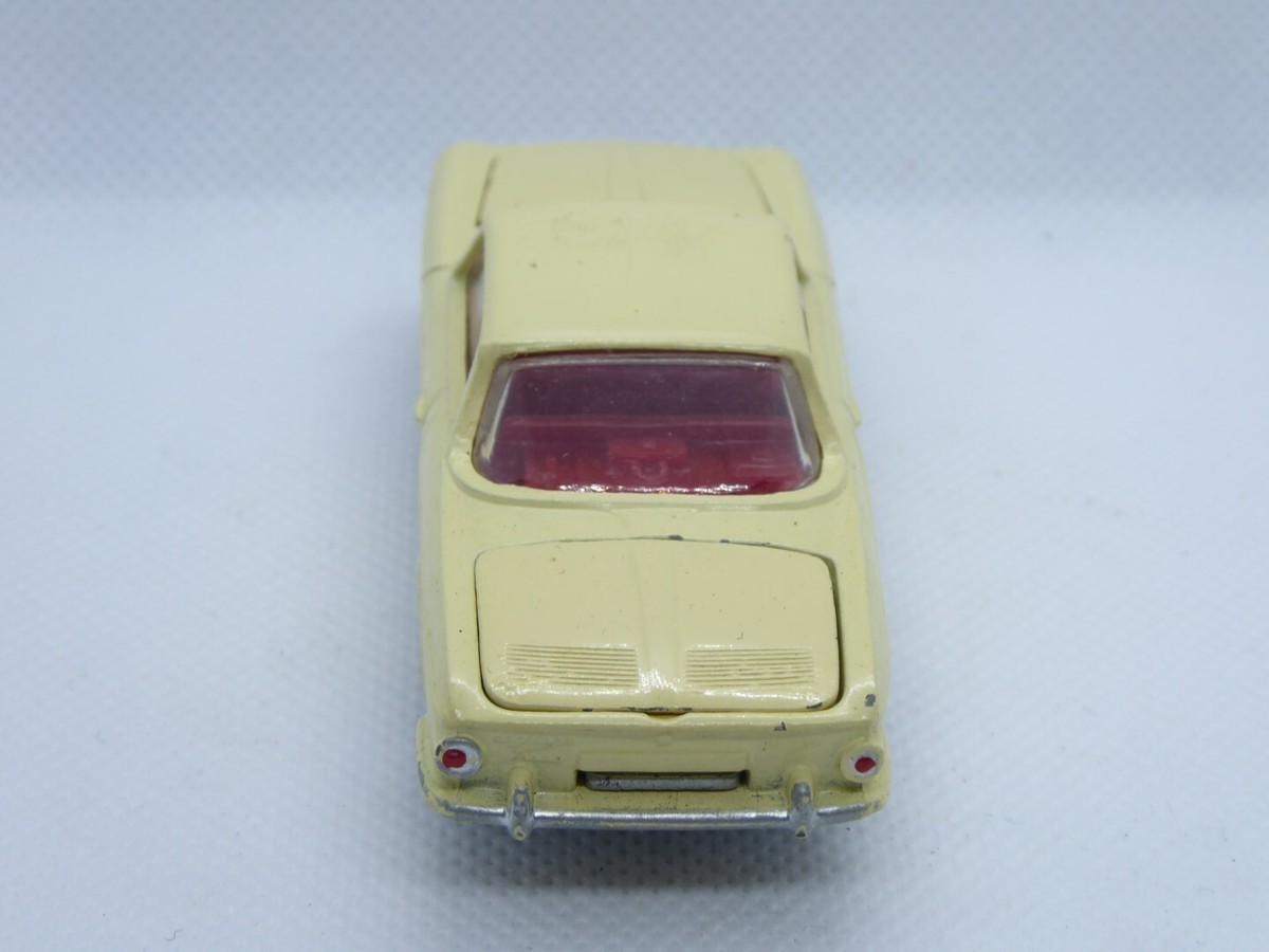 Corgi Toys 239 Volkswagen 1500 Karmann Ghia Near Mint Vintage