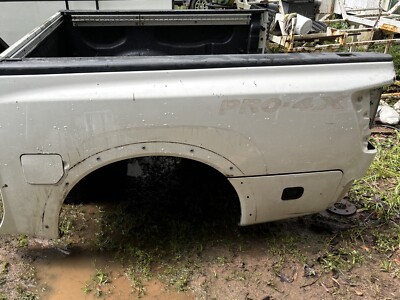 2012 Nissan Titan Pro 4x Bed with gear box