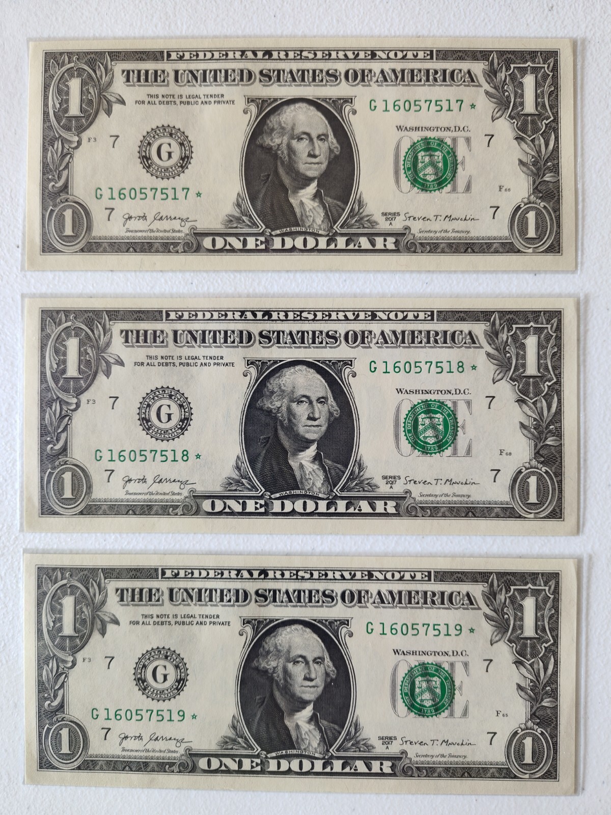 LOT OF 3 SEQUENTIAL 2017A *STAR* NOTES 1 (ONE DOLLAR) 300K RUN 517