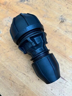 Philmac Universal Transition Coupling 27 - 34 x 25 (3/4”)