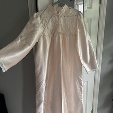 Barbizon L Oversized Vintage Cottage Nightgown Prairie Lace Pintucks Grandma