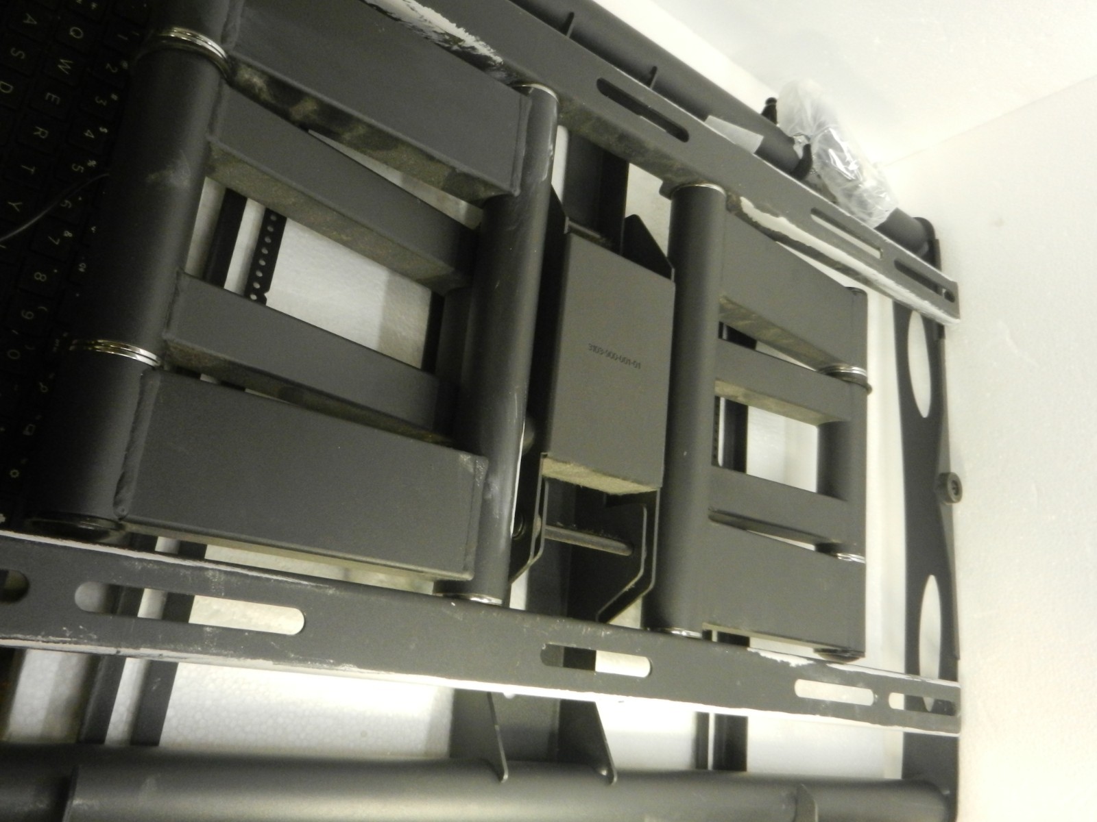 30&rdquo; HD steel 180 deg. tv/computer/ dvr Wall Mount Bracket 