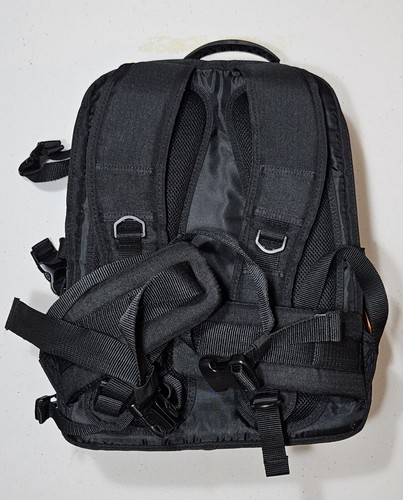 Amazon Basics DLSR Laptop Backpack Used - Bild 3 von 7