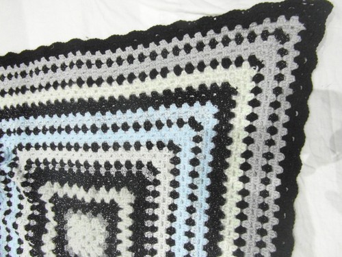 **TWO** THICK Hand-knitted Handmade SQUARE CELLULAR BABY BLANKETS NEW 33" x 34" - Picture 7 of 9