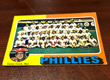 1975 OPC Canadian #46 Philadelphia Phillies team card w. Mike Schmidt Steve Carl