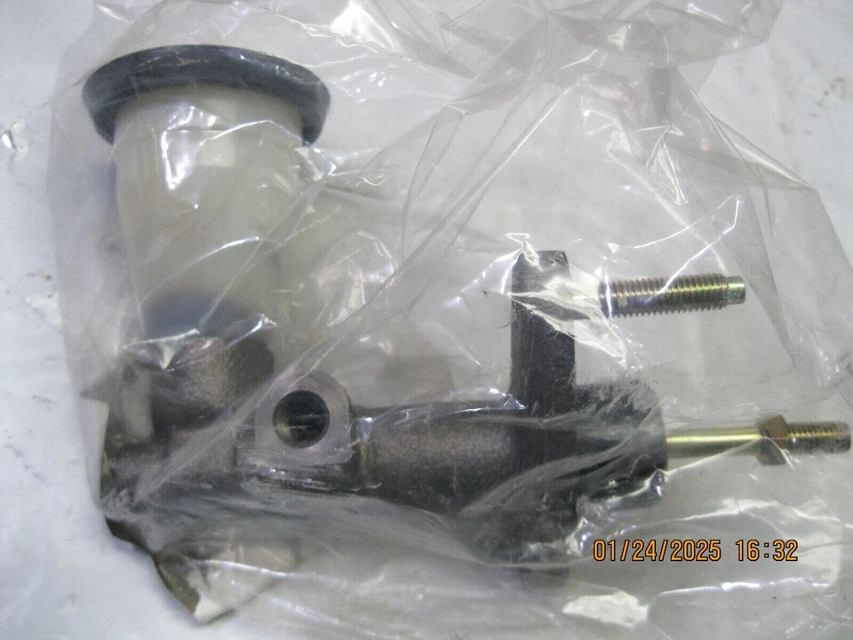 Bendix 12462 Clutch Master Cylinder Foto 2 de 4