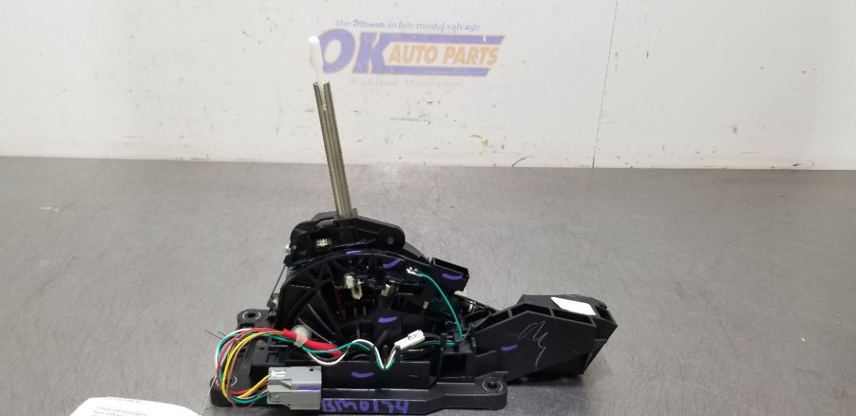 19 2019 FORD EXPLORER 3.5L XLT OEM AUTOMATIC TRANSMISSION SHIFTER