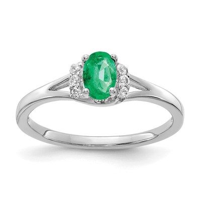 14k White Gold 0.51 Ct Diamond and Oval Emerald Ring for Women Size 7