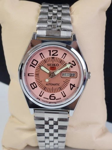 Vintage Seiko 5 Automatic 6309 17 Jewels Gentlemen's Wrist Watch - FREE SHIPPING