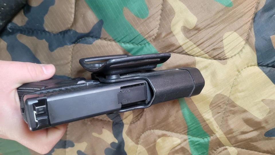 Funda derecha Blackhawk Serpa Glock 19,23,45,19x,25,44 Owb polímero negro Foto 4 de 4