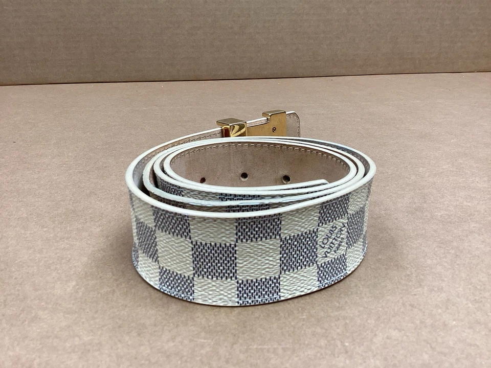 Talla 90/36 - Cinturón Louis Vuitton Damier Azul Cuero Blanco/Dorado 100% Auténtico! Foto 4 de 4