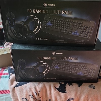 snakebyte PC Gaming Multi Pack 4in1 Combo Keyboard Mouse Headset Mousepad LED B 