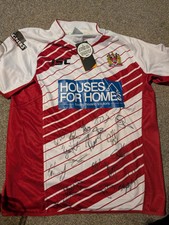 wigan warriors shirt signed by the squad