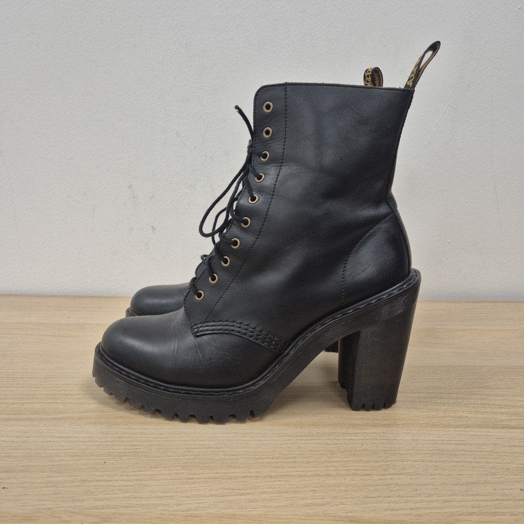 Dr. Martens ケンドラ KENDRA Dr. Martens Kendra Boot in Black | REVOLVE