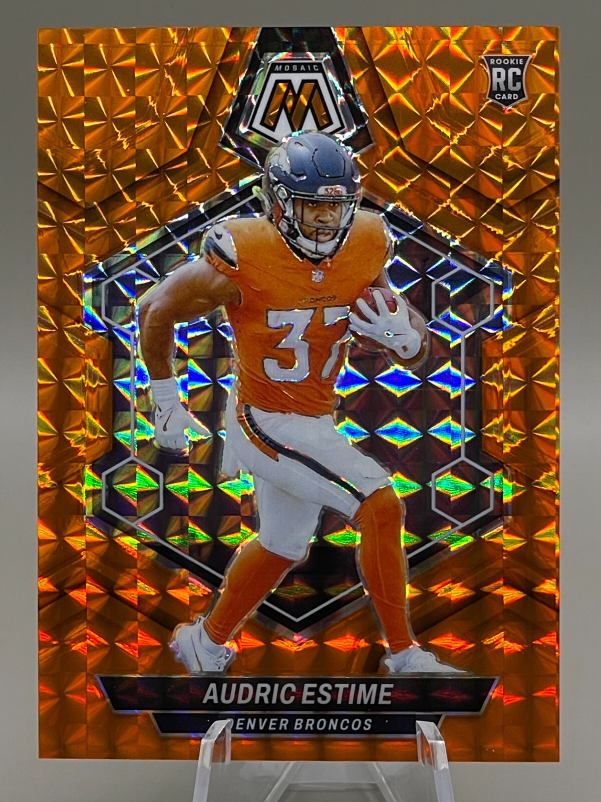 2024 PANINI MOSAIC ORANGE MOSAIC PRIZM #392 - AUDRIC ESTIME /199