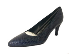 STUART WEITZMAN SNAKEMIMI EMBOSSED PUMP SZ 5, RETAIL 365