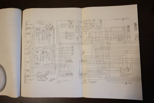 1977 Chevrolet Passenger Car Wiring Diagrams Manual - Picture 3 of 5