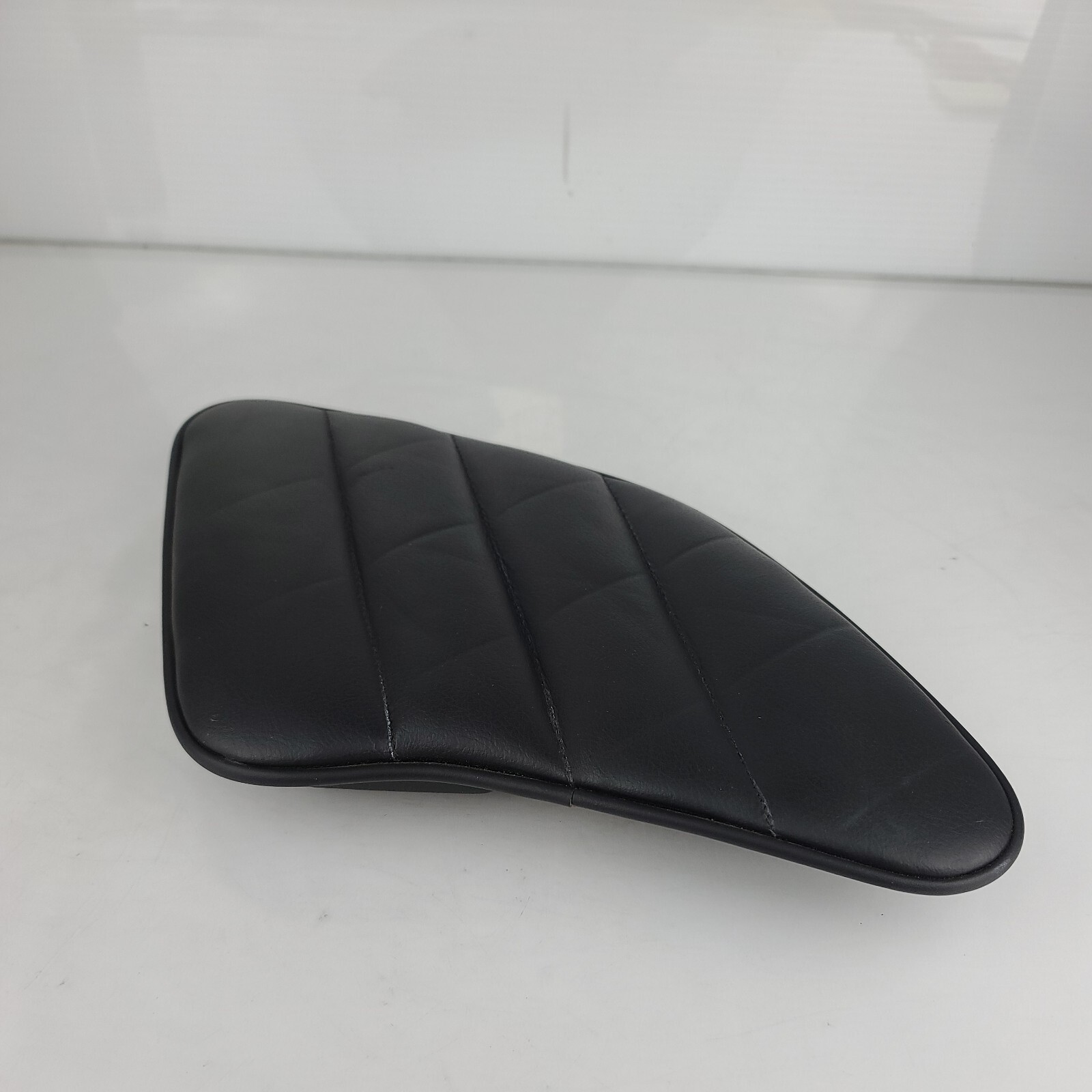 1999 Fits Bentley Arnage Trim Interior C-pillar Right Insert Cover Pad Black Oem