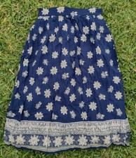 Vintage Sag Harbor Rayon Floral Unlined Pull-On Skirt with Pockets, L