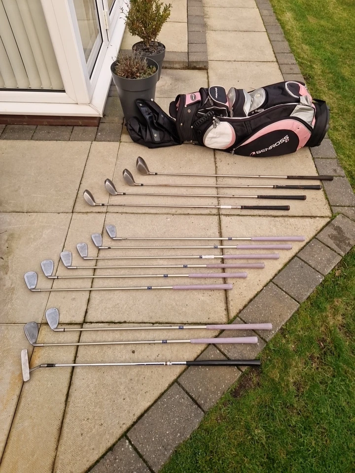 Full Set Ladies Golf Clubs & Bag Excellent Condition See Full Description - Image 3 of 4