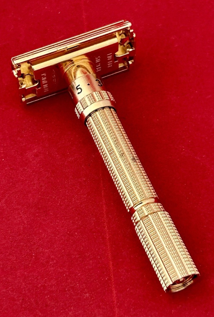 Vtg 1964 GILLETTE ARISTOCRAT Adjustable Razor 24K Gold Complete