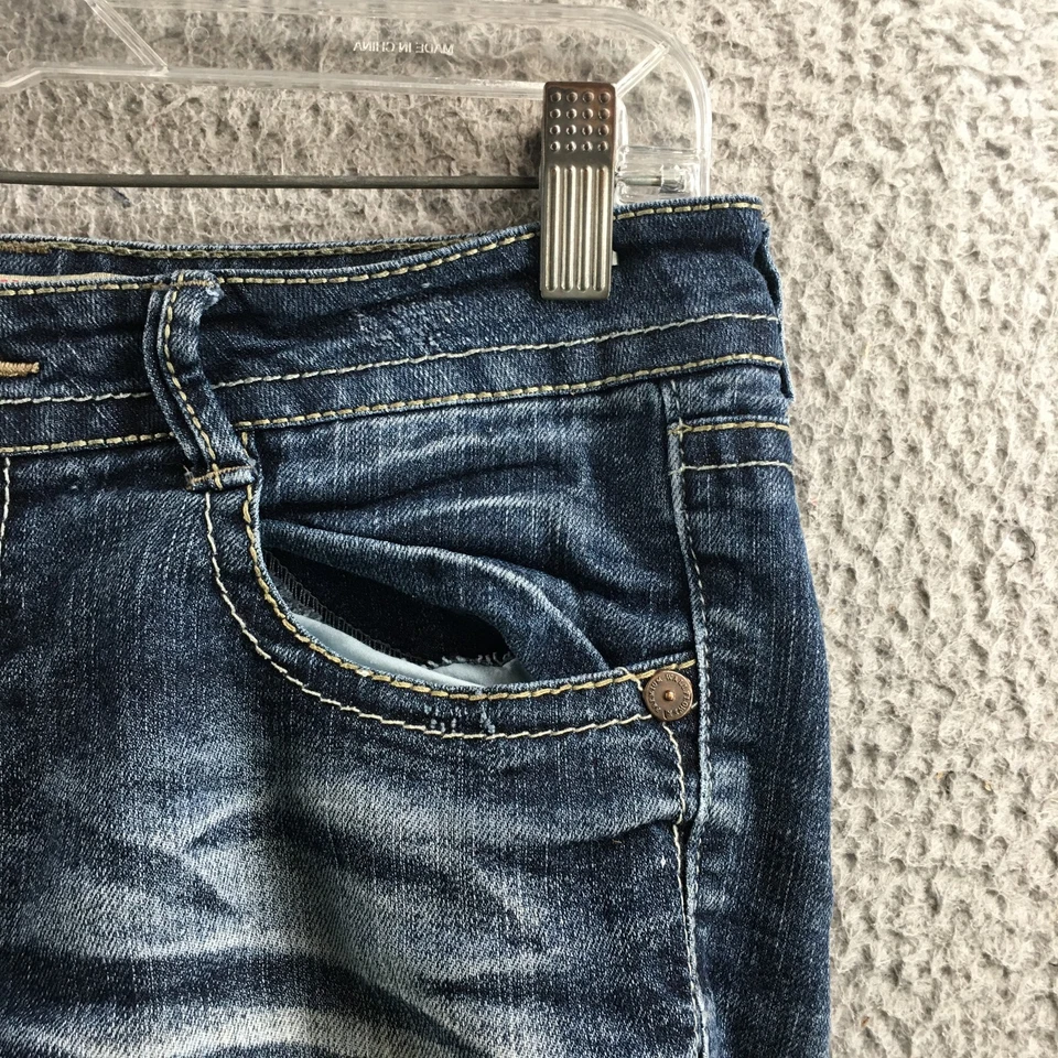 Wallflower Bermuda Short Womens 5 Blue Denim Low Rise Zip Fly 5 Pockets Casual - Image 3 of 4