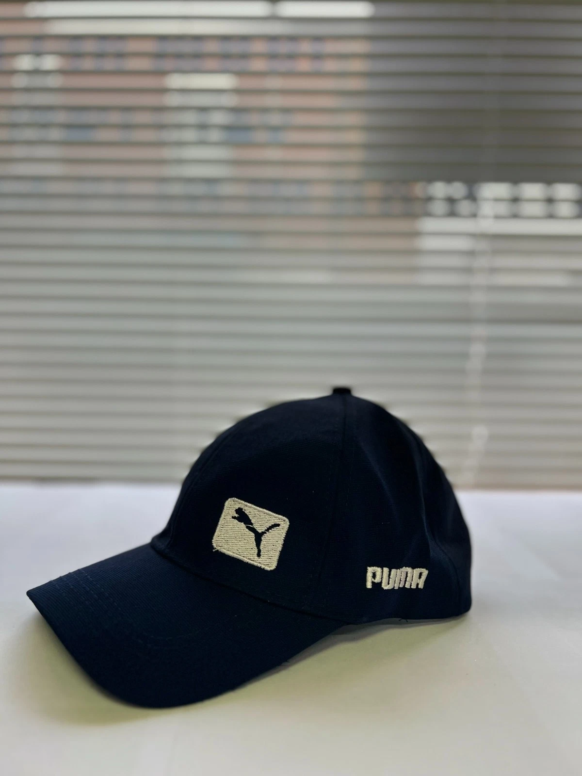 Leela dark blue baseball cap