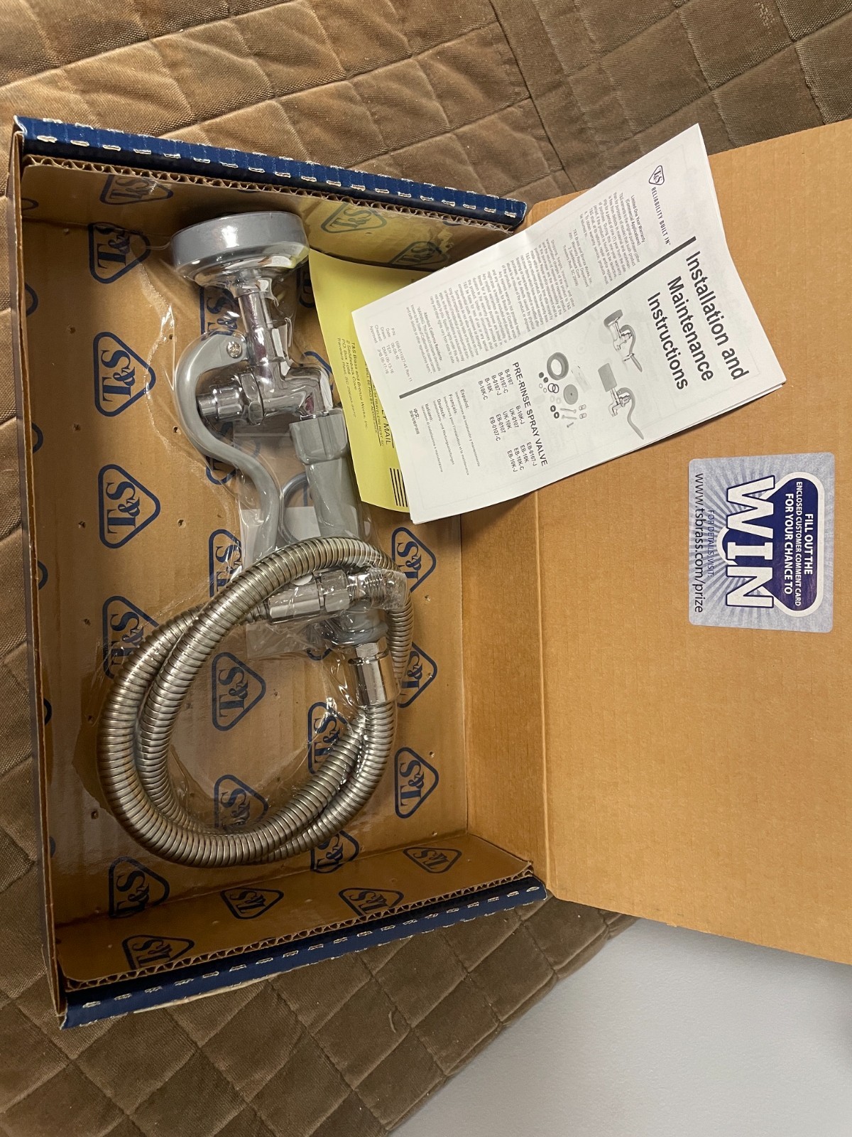 T&S Brass B-0100 Pre-Rinse Spray Valve (B-0107) with 44" Stainless Steel Hose