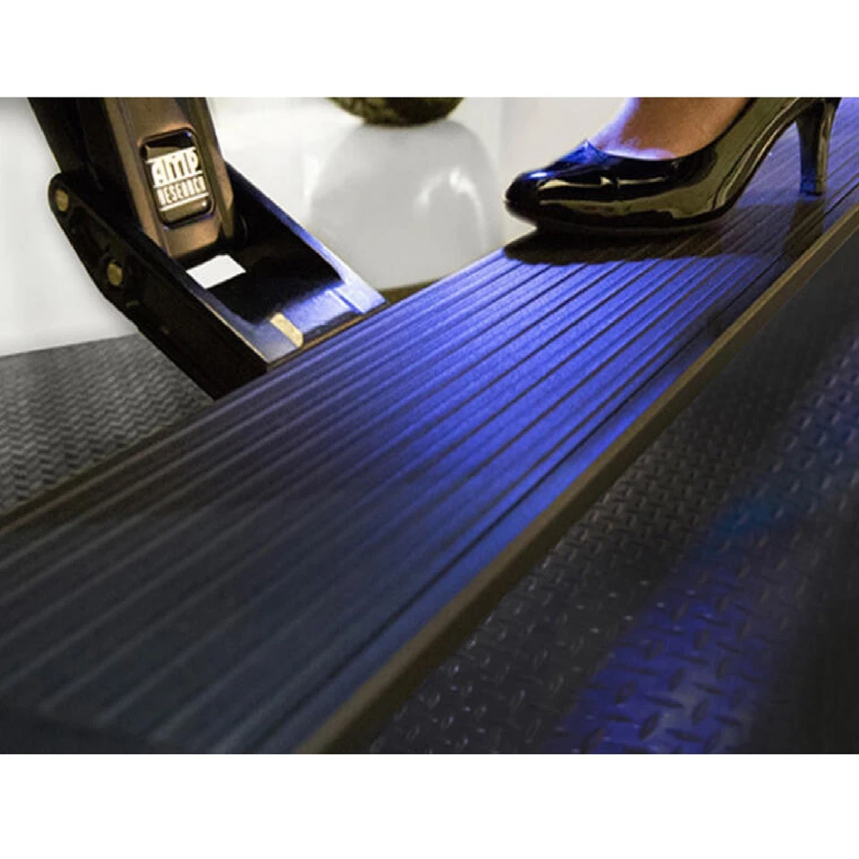 AMP Research Powerstep Automatic Running Boards Pair for 11-14 GMC Sierra 2500 - Изображение 3 из 4