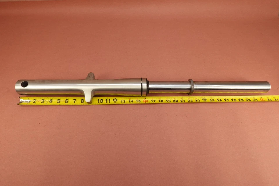 Tubo amortiguador horquilla delantera izquierda Suzuki Boulevard C50 VL800 2005-2009 Foto 2 de 4