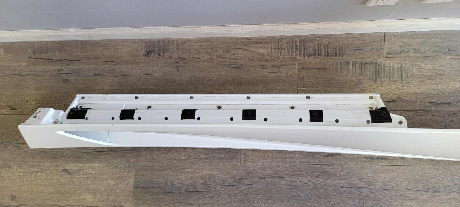 LAMBORGHINI AVENTADOR DRIVER LEFT SIDE SKIRT ROCKER PANEL OEM 470853563C