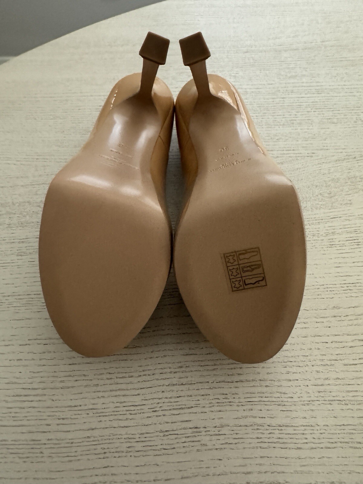 YSL SAINT LAURENT POMPE TRIB TOO 105 PELLE VERNICIATA NUDA